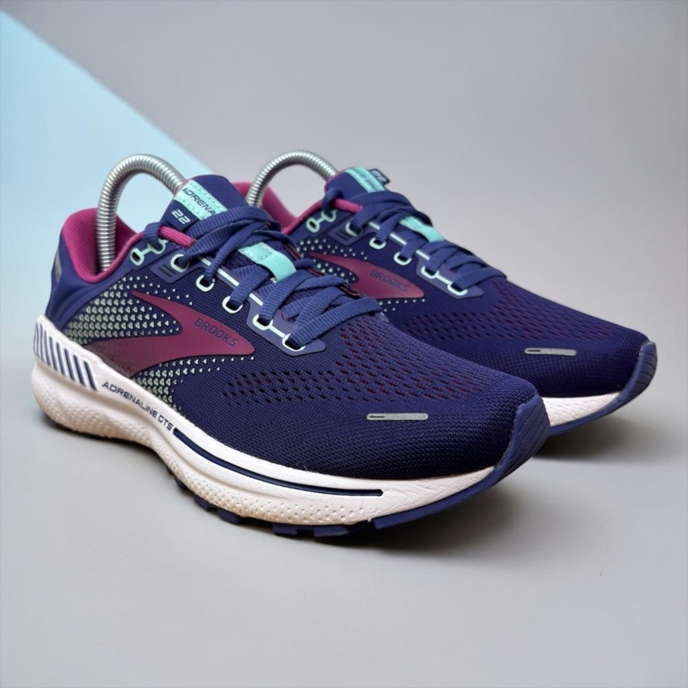 Brooks Adrenaline GTS 22 Womens 7.5 Navy Yucca Pink Running Shoes 1203531B403